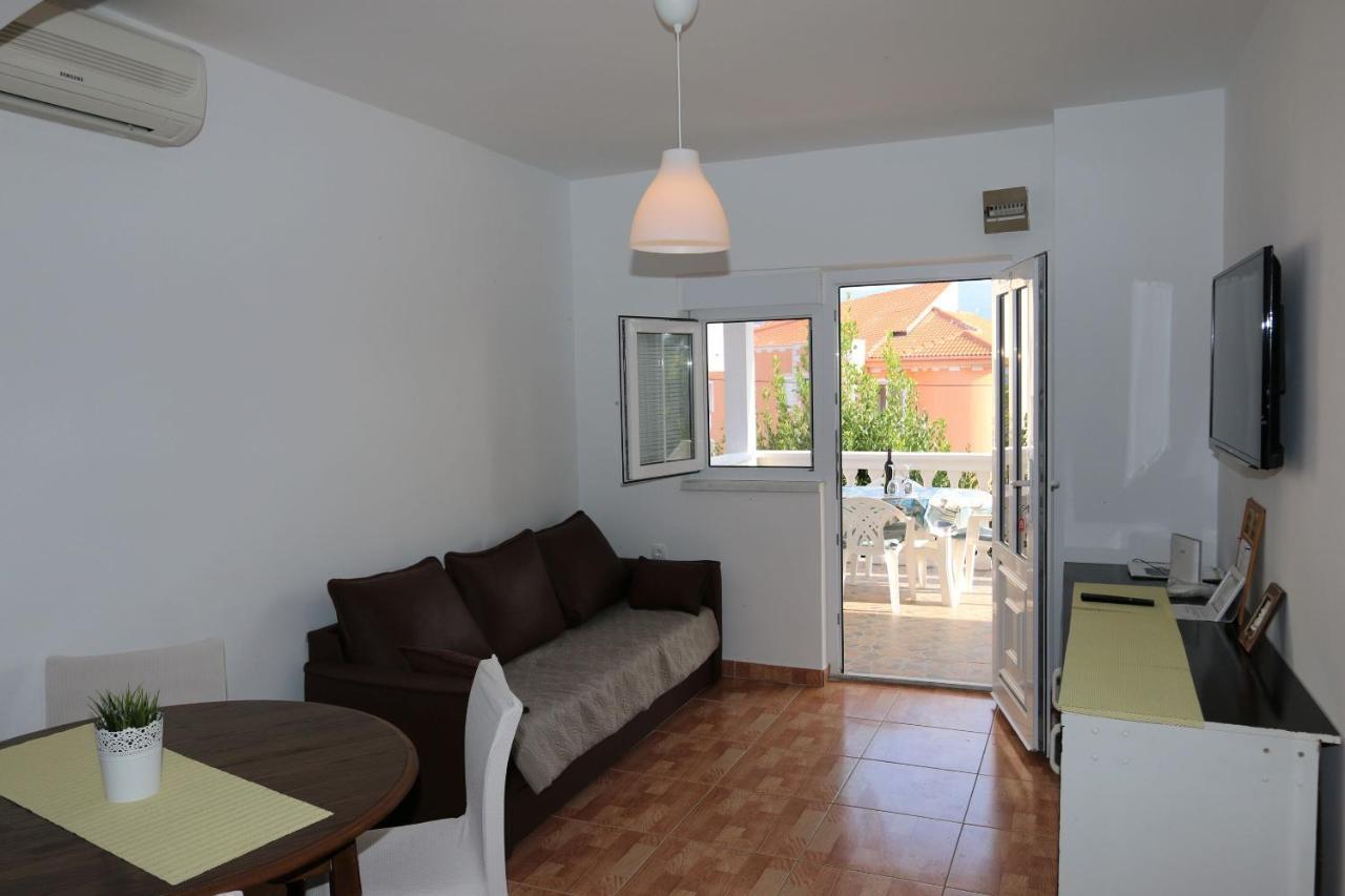 Apartments Nadenic Šilo Exterior foto